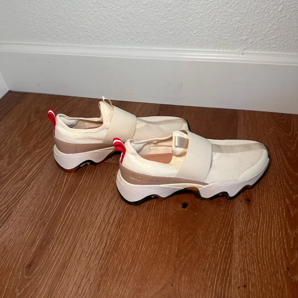 Sorel KINETIC™ Impact II Women's Sneaker NWOT - Picture 3 of 8